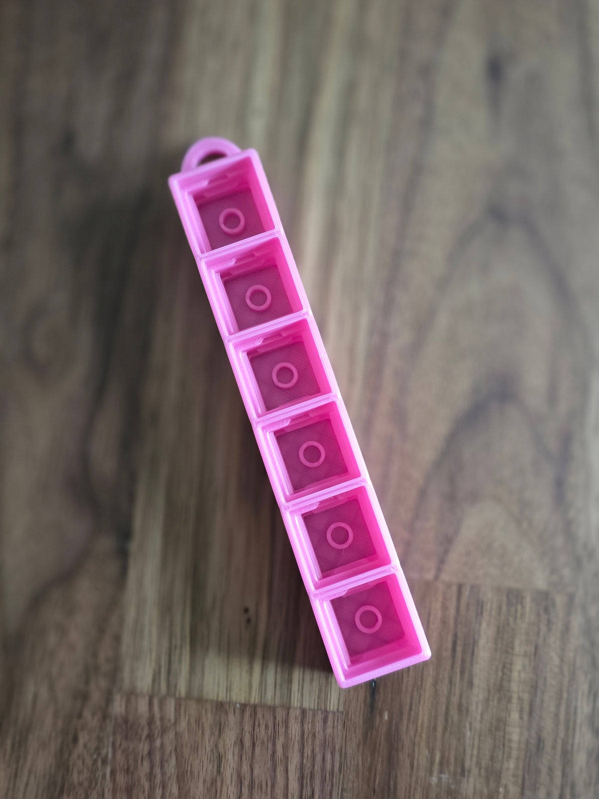 Clicker base met sleutelhanger (6 vakjes)