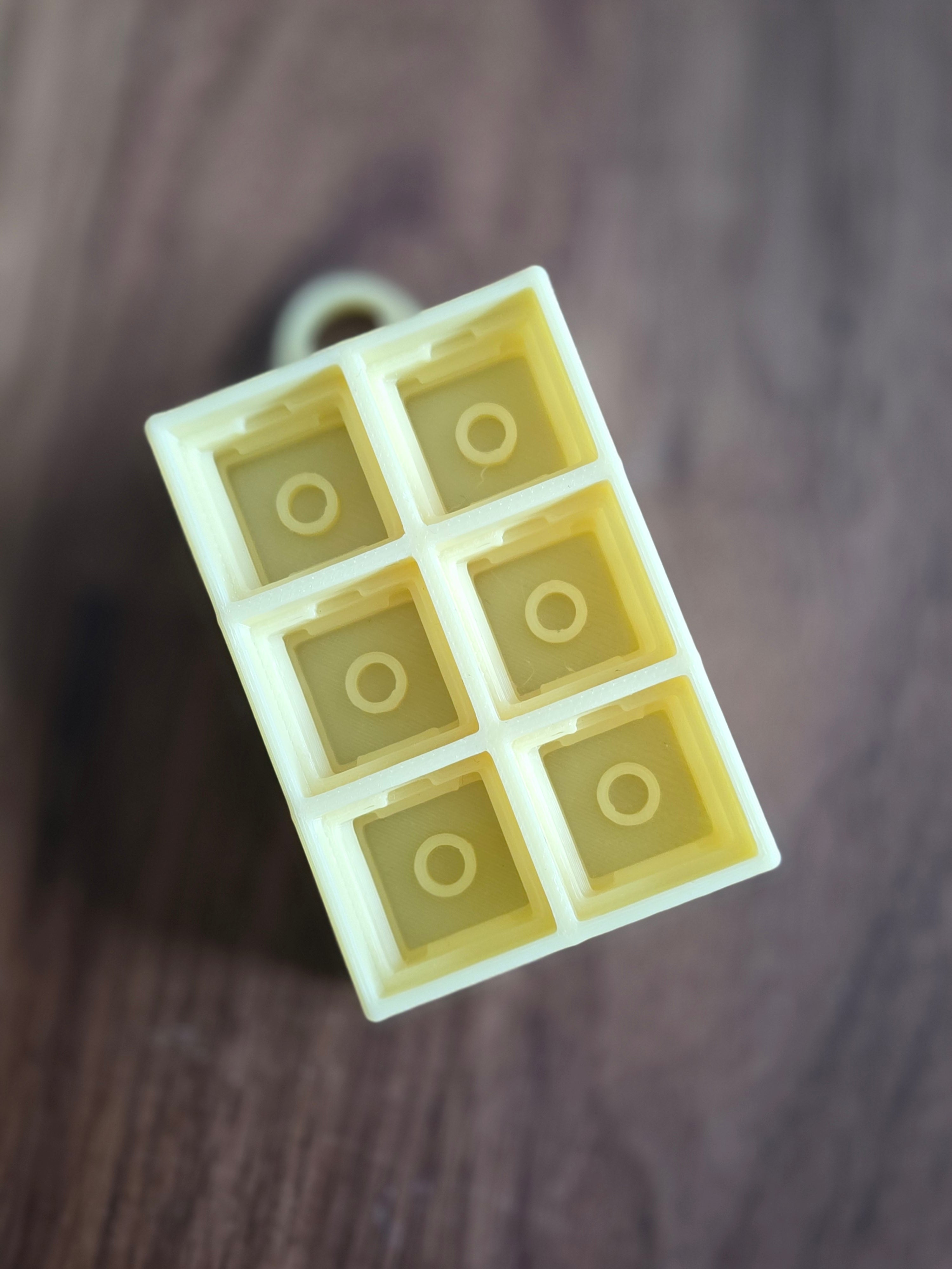 Clicker base met sleutelhanger (6 vakjes box)