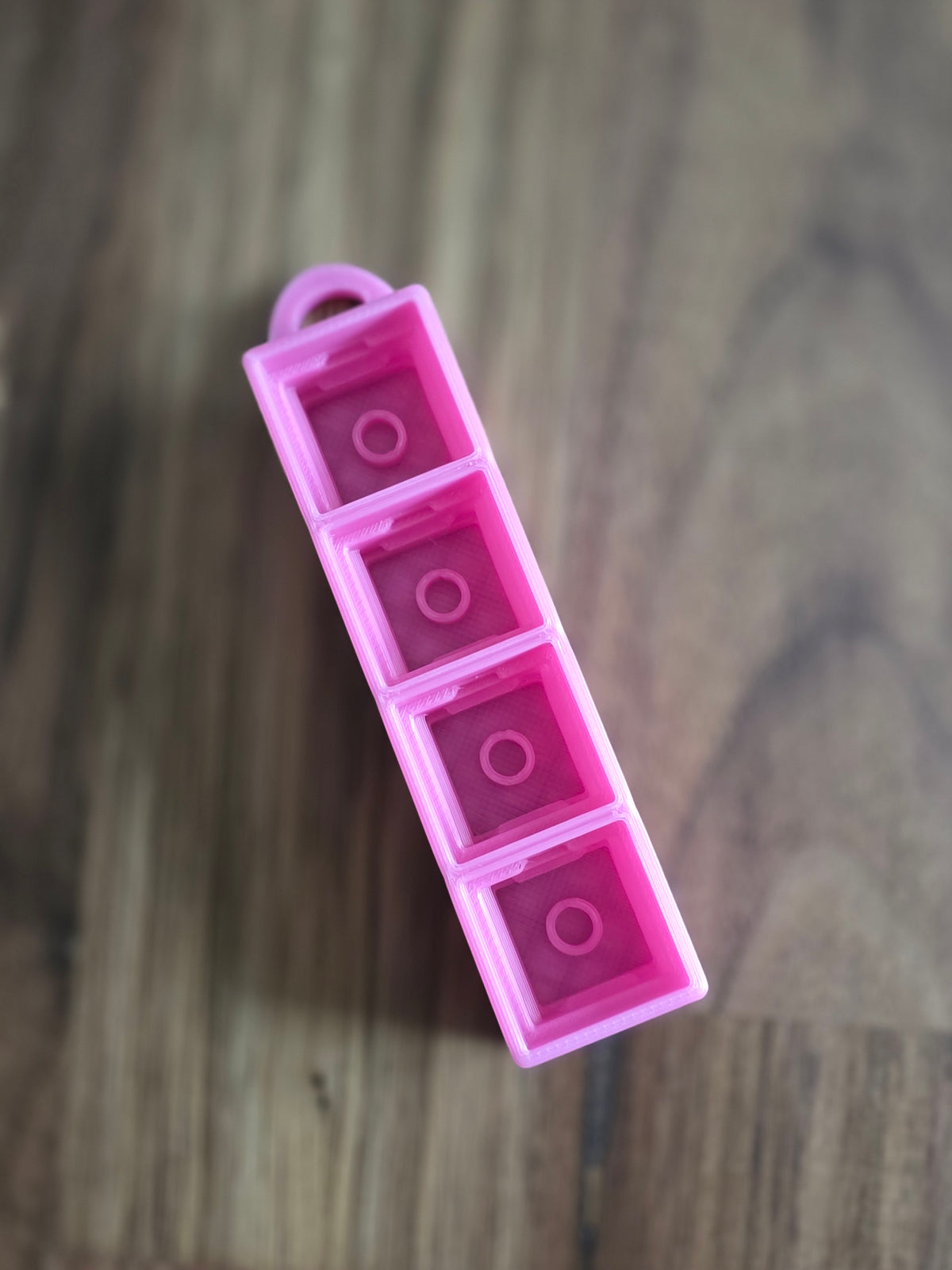 Clicker base met sleutelhanger (4 vakjes)